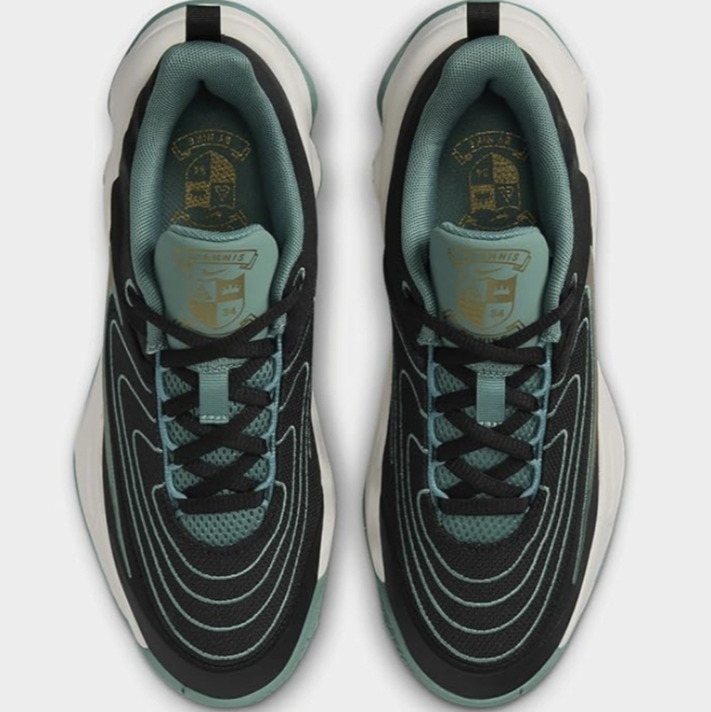 Nike Giannis Immortality 4 Women's sz 7.5 Kid's 6 Black Bicoastal Ivory & Gold - Picture 3 of 12